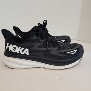 Hoka One One Womens Clifton 9 Running Shoes 7.5 Medium